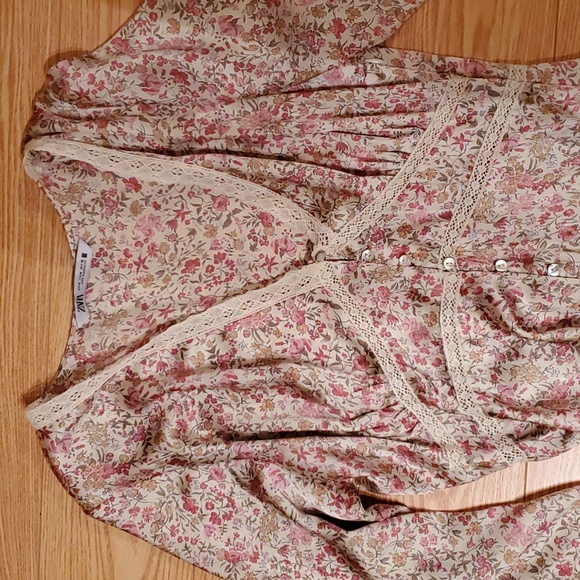 Zara Floral Midi Dress in Pink and Cream - Picture 2 of 7
